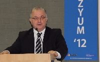 Kenan Kolat - Sempozyum 2012